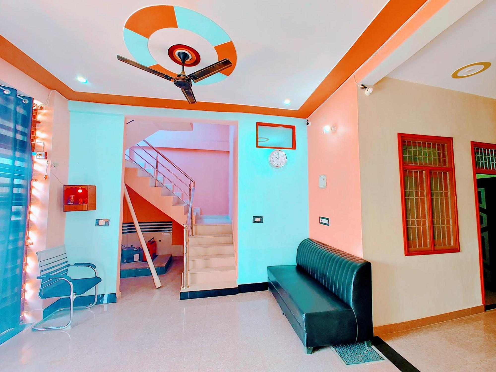 Hotel Raghukul Ayodhya Dış mekan fotoğraf
