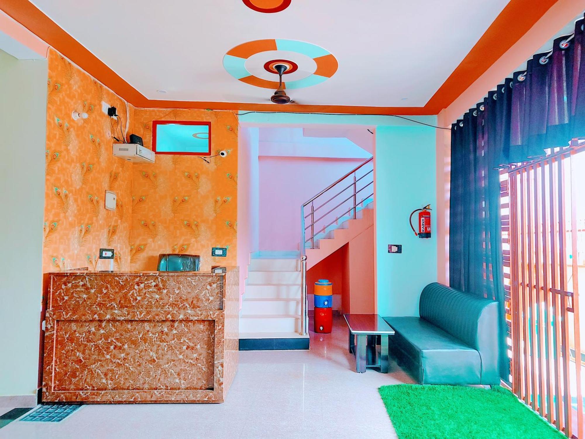 Hotel Raghukul Ayodhya Dış mekan fotoğraf