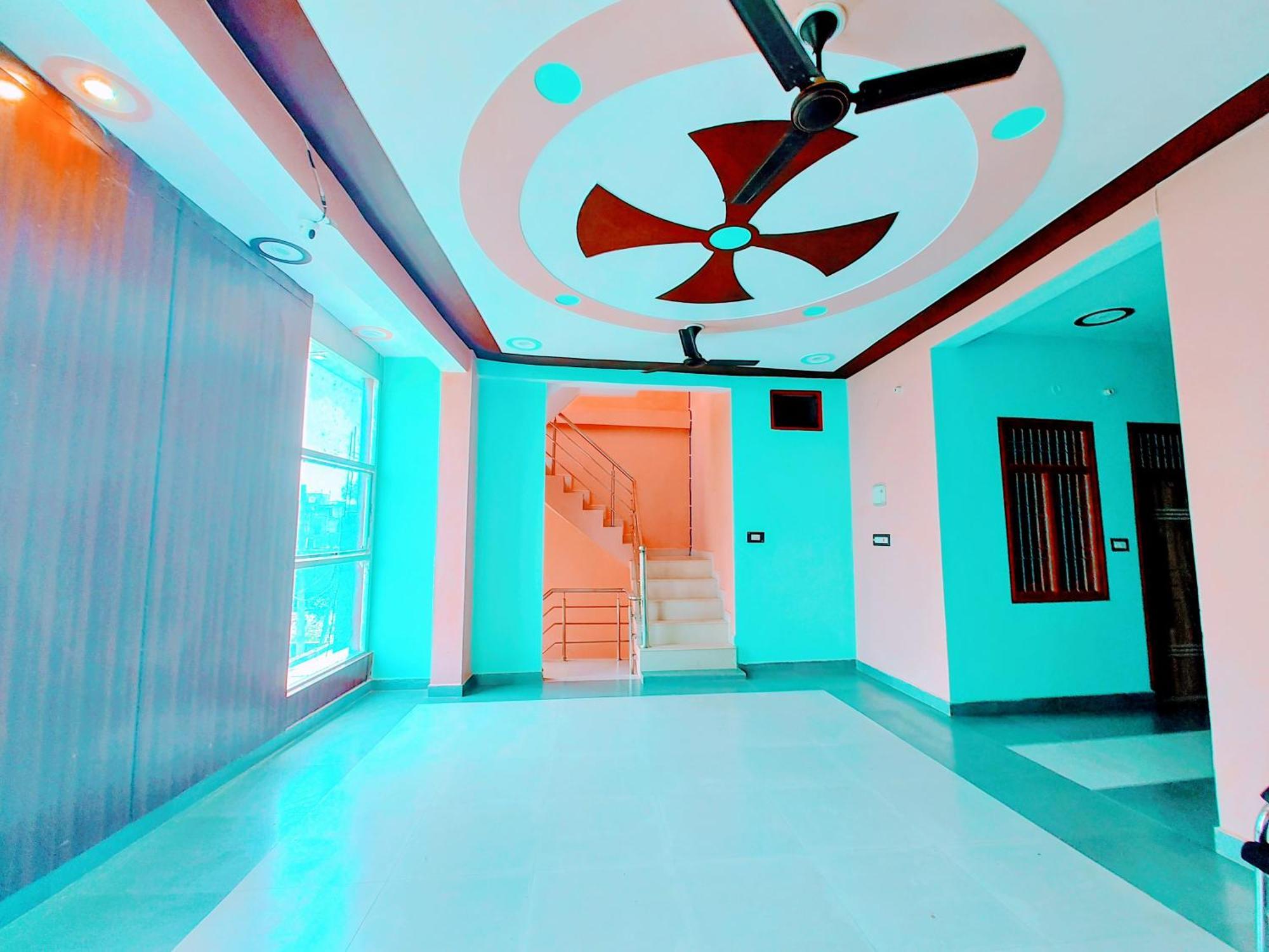 Hotel Raghukul Ayodhya Dış mekan fotoğraf